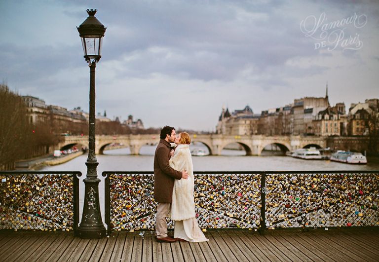 Love Lock bridge in Paris then & now: The Pont des Arts