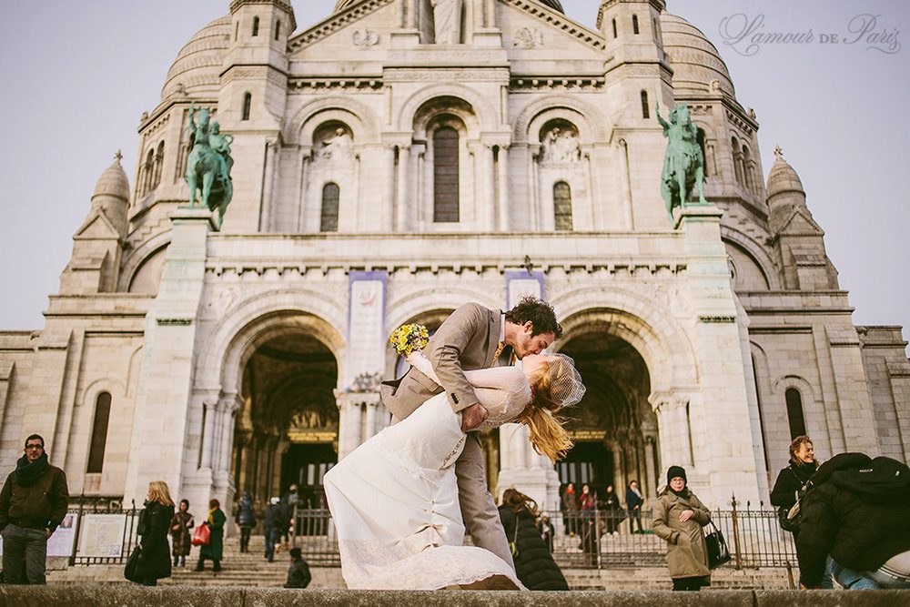 Photographs of a couple eloping in Paris at Sacre Coeur church in Montmartre by Paris wedding photographer Stacy Reeves for portrait photo studio and vacation planning blog L'Amour de Paris.