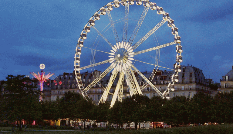 Cinemagraph of the Tuileries carnival in Paris by Stacy Reeves