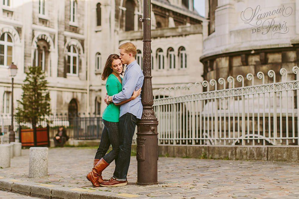 Paris portrait photo session around Montmartre, Louvre, and the Eiffel Tower by Paris photographer Stacy Reeves for Lamour de Paris