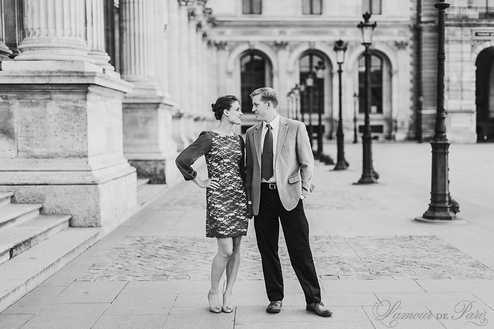 Paris portrait photo session around Montmartre, Louvre, and the Eiffel Tower by Paris photographer Stacy Reeves for Lamour de Paris