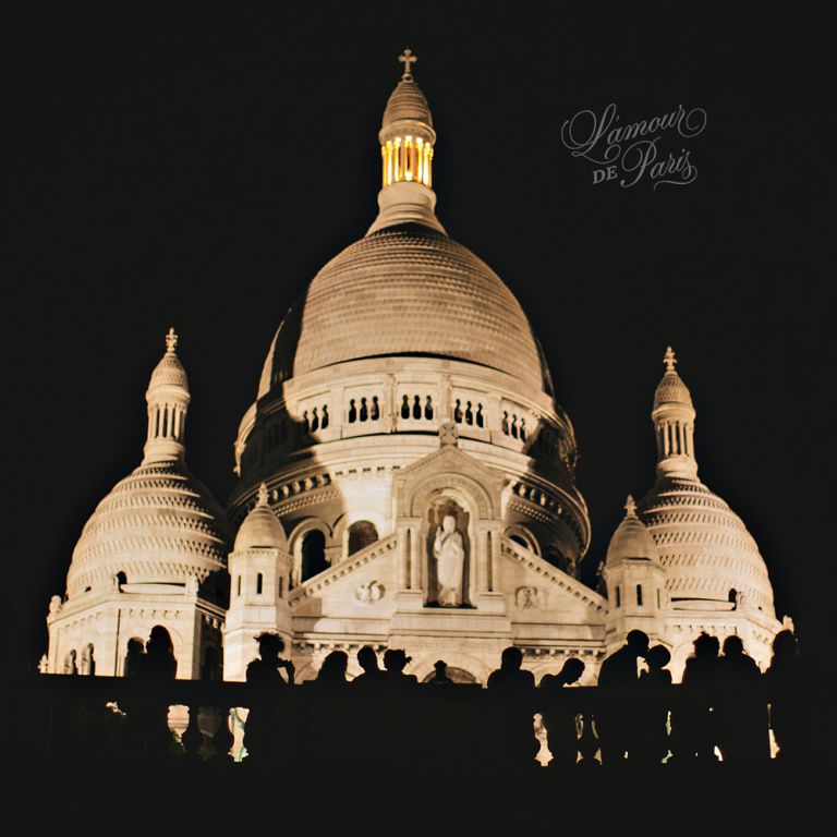 City Snapshot: Sacre Coeur by Night - L'Amour de Paris || English