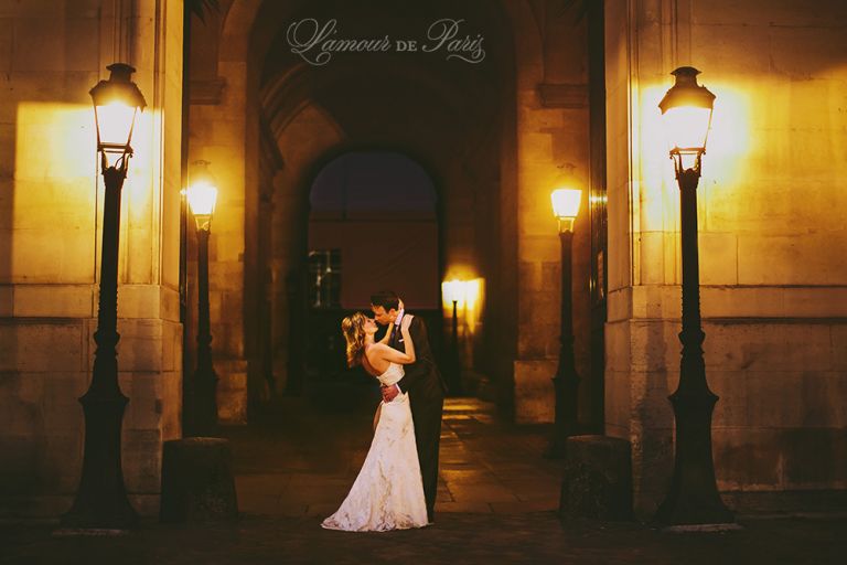 Paris elopement wedding ceremony at the Eiffel Tower, portrait photography at the Pont Alexandre III, Notre Dame de Paris, Pont des Arts love lock bridge, and a first dance and cake cutting at the Louvre at night. Photography by Stacy Reeves for destination wedding blog Lamour de Paris.