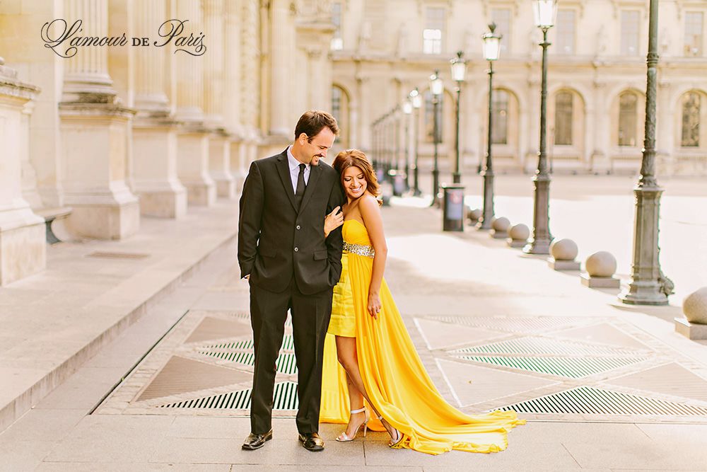Paris engagement photo session