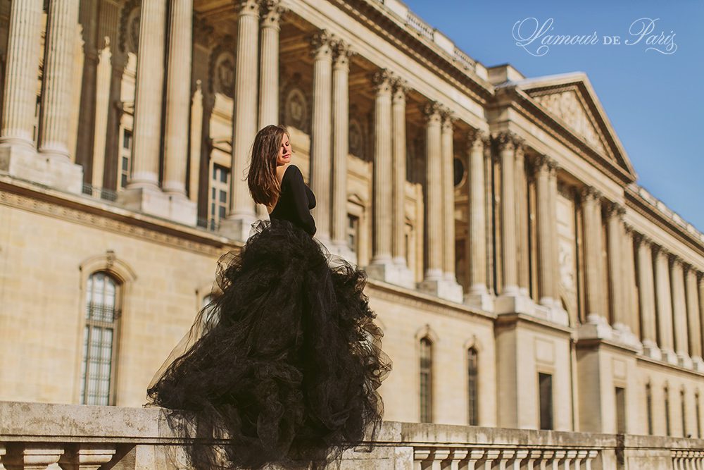 Glamorous black lace and tulle fashion gown photoshoot portait photo session in Paris near the Louvre and Eiffel Tower with Lauren Knight of Aspiring Kennedy