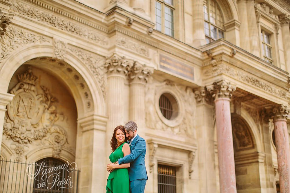 Romantic portrait photos in Paris