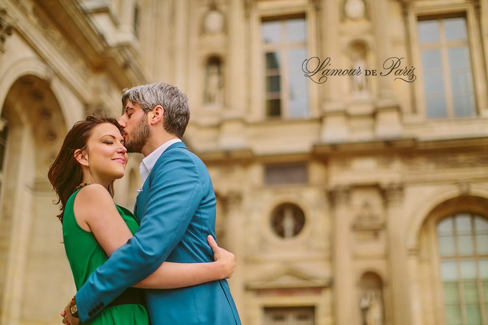 Romantic portrait photos in Paris