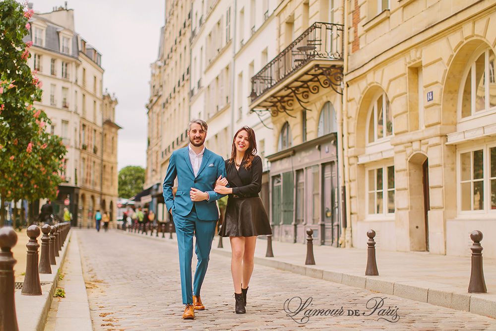 Romantic portrait photos in Paris