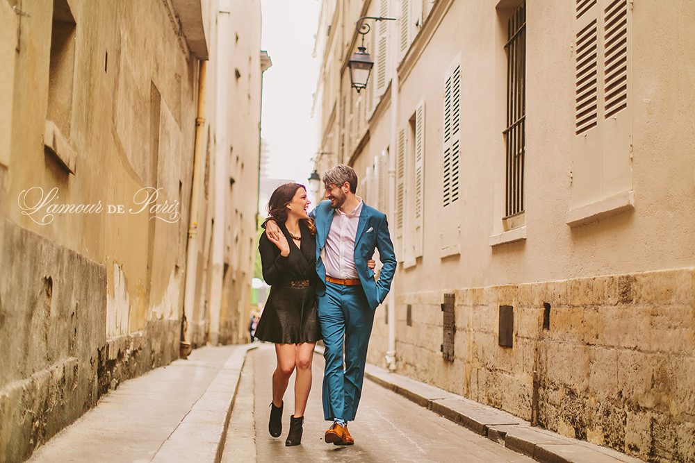 Romantic portrait photos in Paris