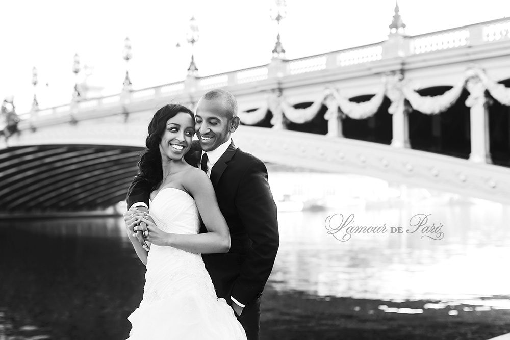 Stunning wedding photos in Paris by the Eiffel Tower by Lamour de Paris