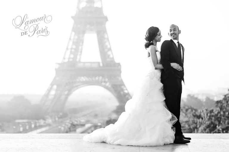 Stunning wedding photos in Paris by the Eiffel Tower by Lamour de Paris