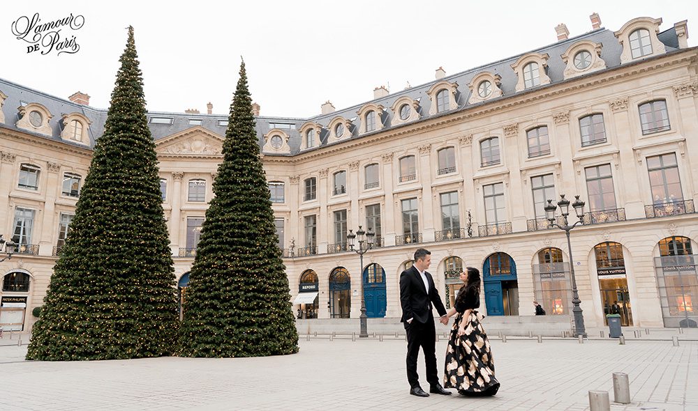 paris engagement photos place vendome 01