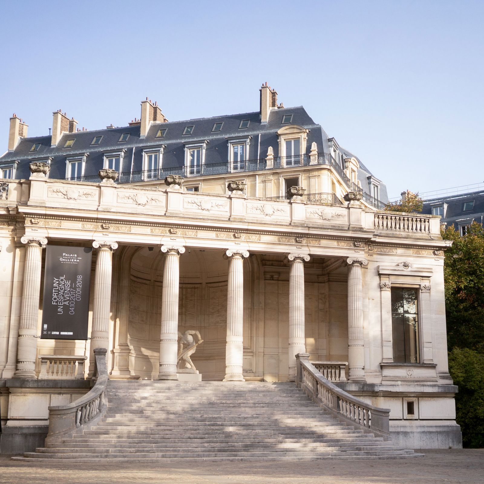 palais galliera in the morning light