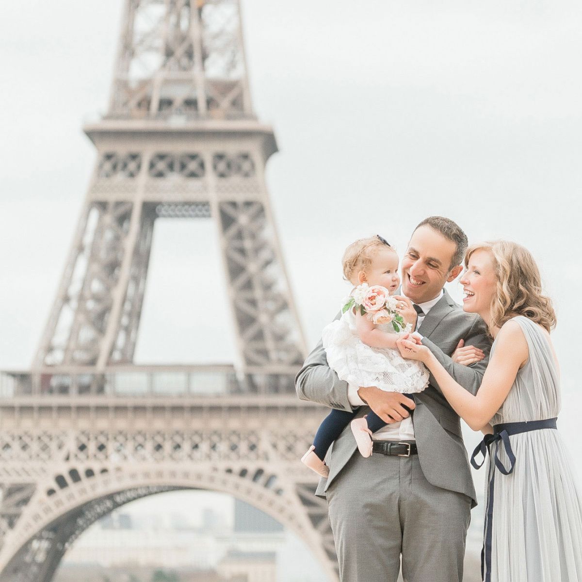 paris family photos in paris