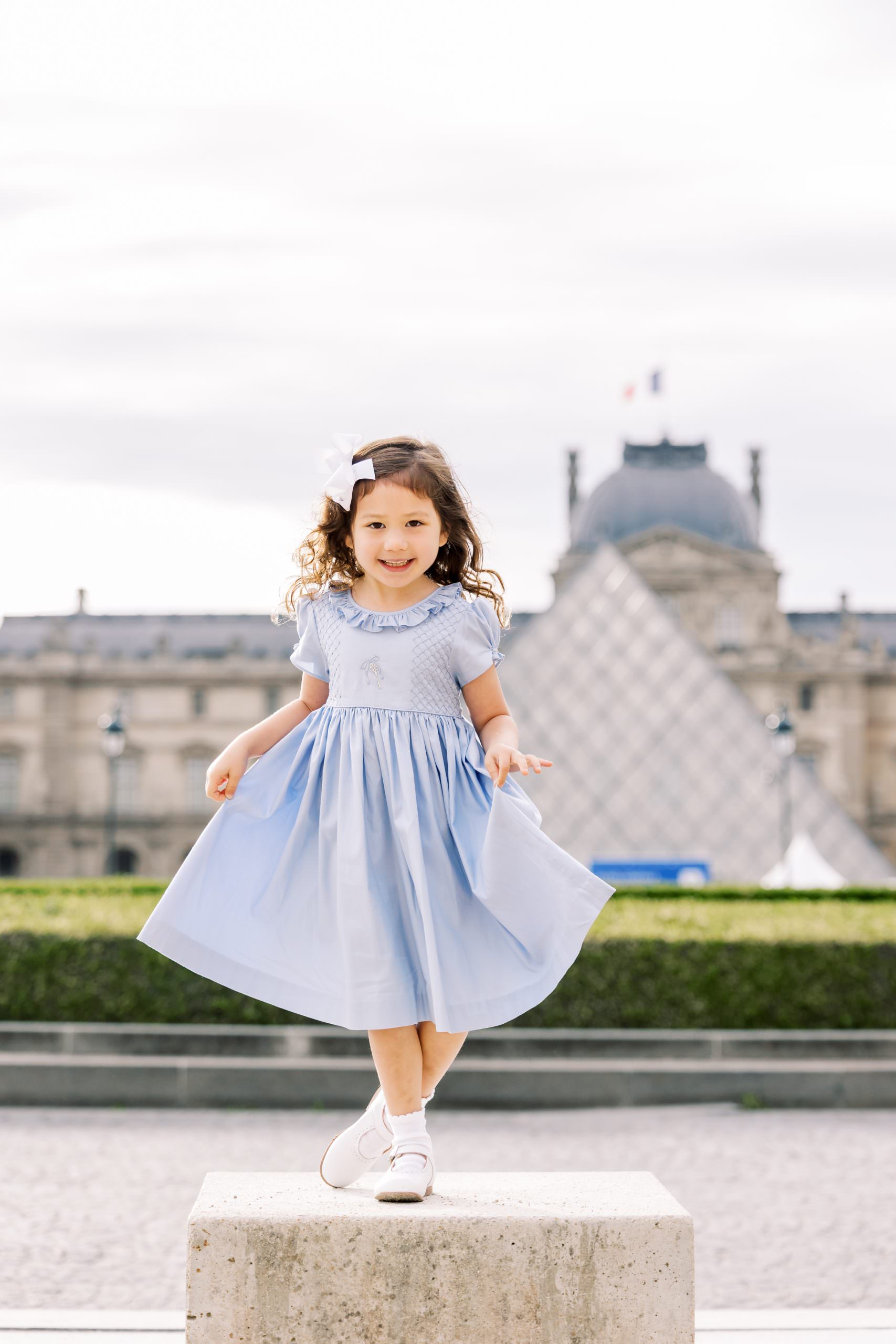 girls smocked dresses paris